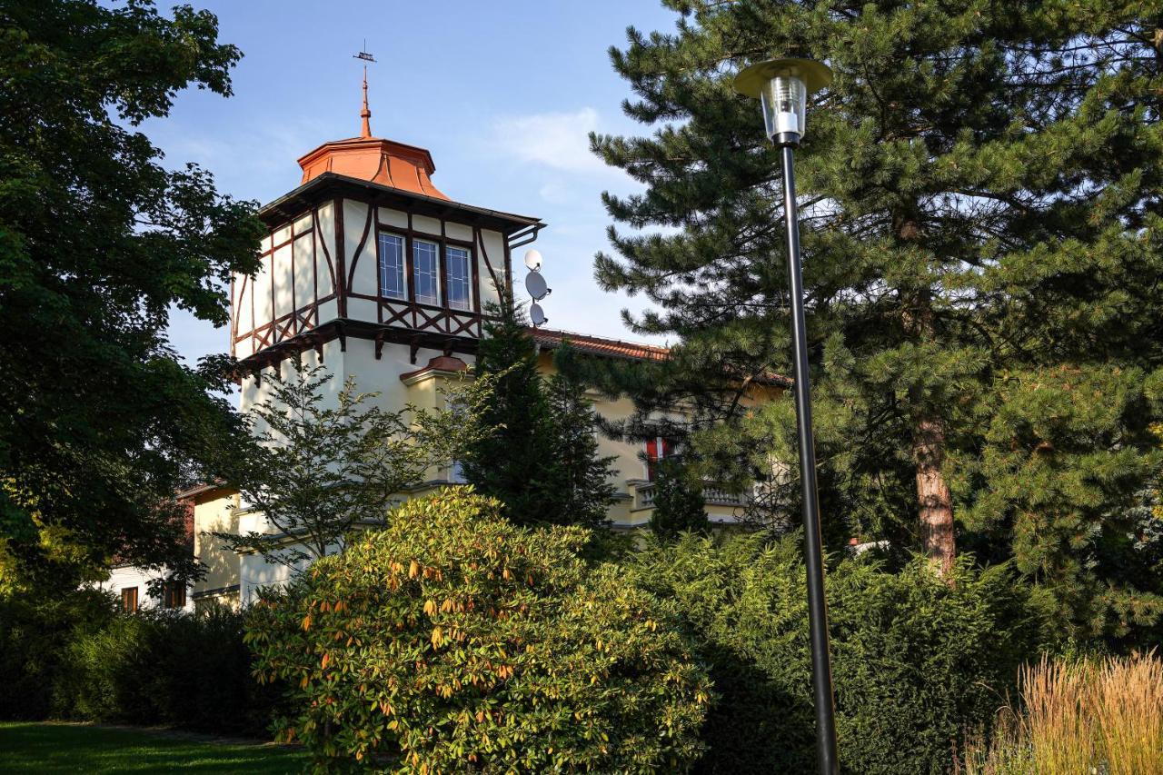 Spa Apartments Theresia Dubi  Екстер'єр фото