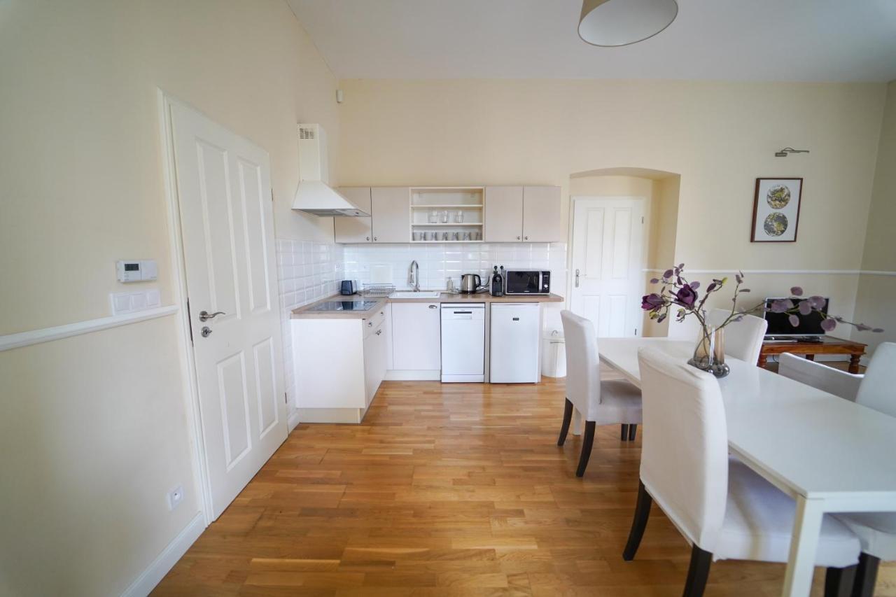 Spa Apartments Theresia Dubi  Екстер'єр фото